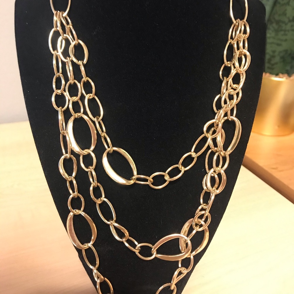 Multi layered gold necklace
